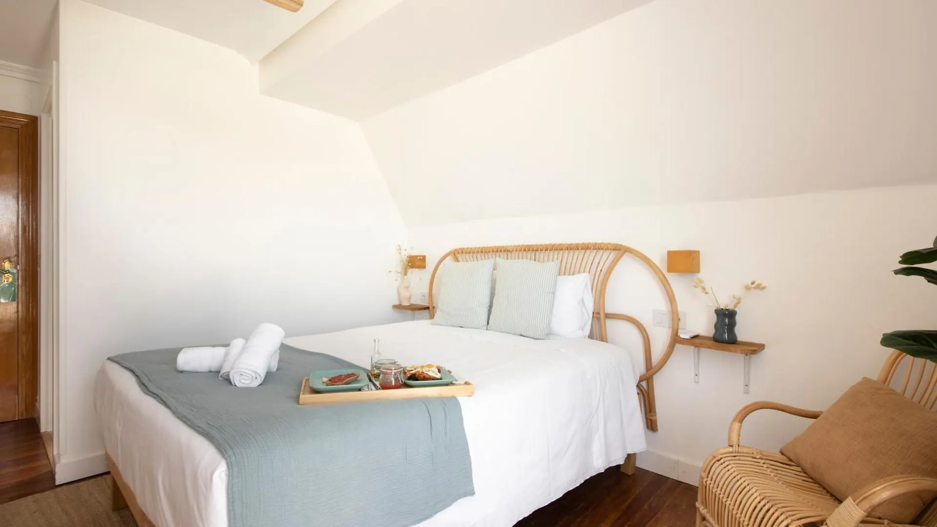 Far Out Inn San Sebastián Espanha
