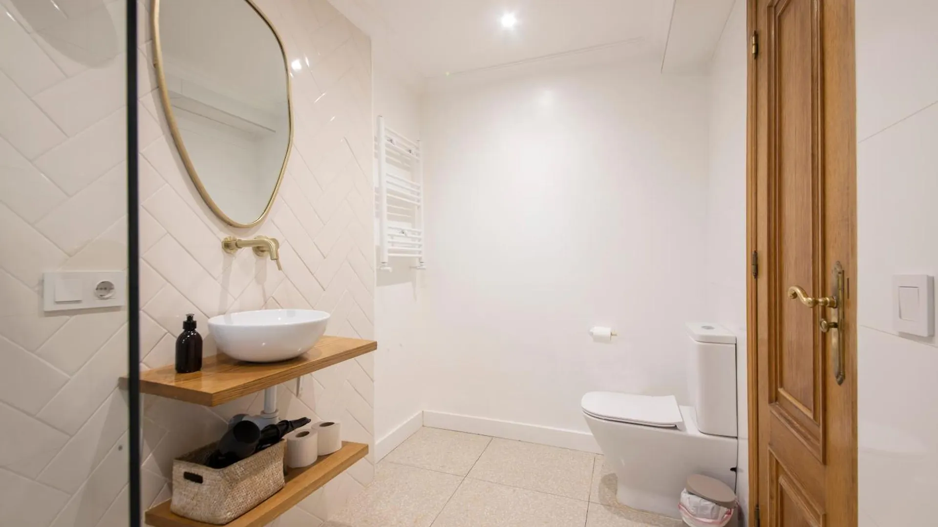 Quarto em Acomodações Particulares Far Out Inn San Sebastián
