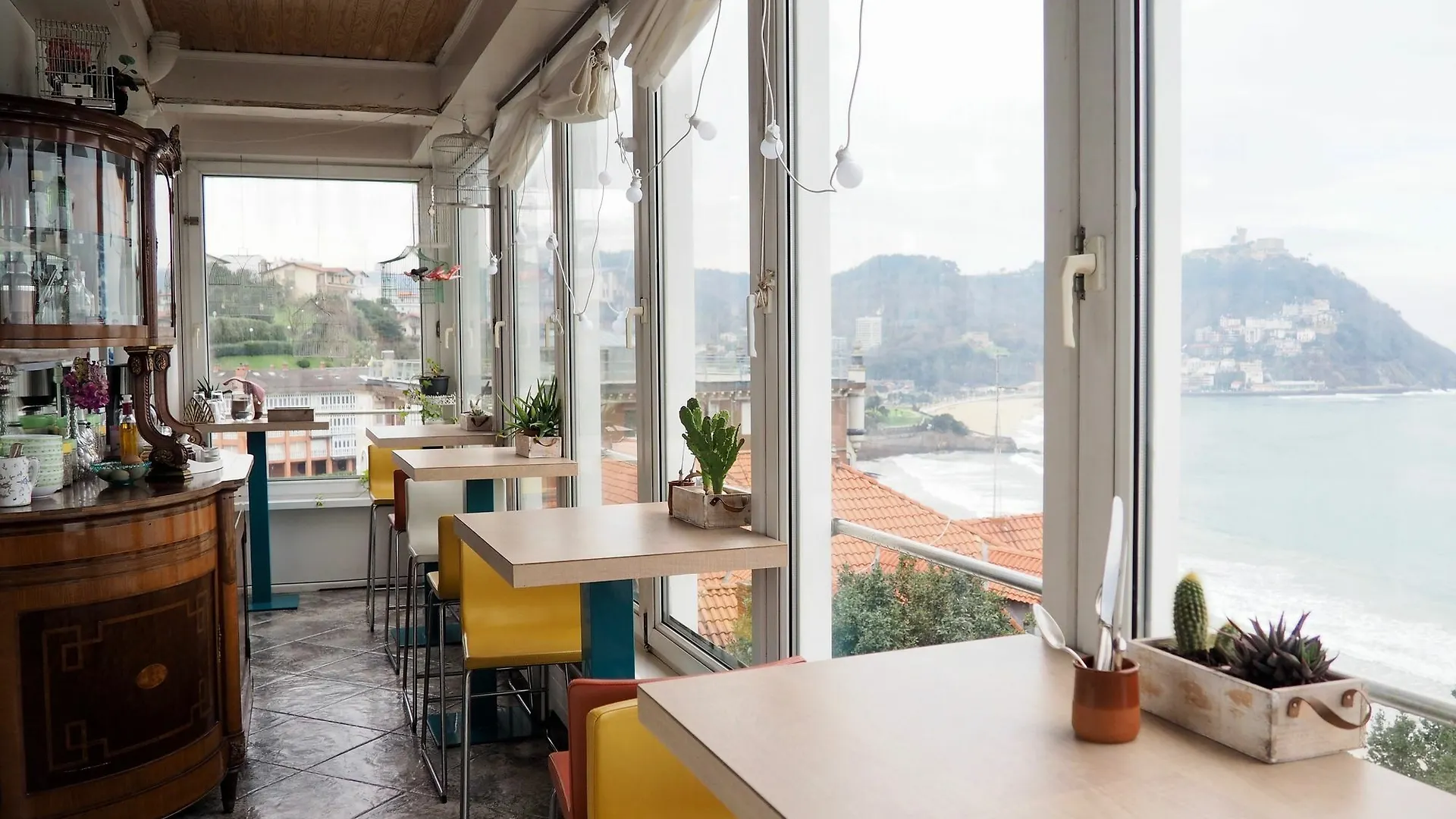 Quarto em Acomodações Particulares Far Out Inn San Sebastián Espanha